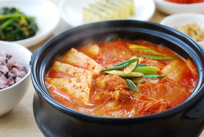 Cách nấu canh kim chi chuẩn vị Hàn Quốc cực đơn giản
