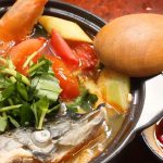 Chỉ bạn cách nấu canh chua cá hồi đậm đà, trọn vị