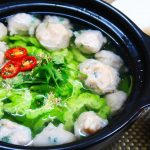 Mách bạn cách nấu canh khổ qua cá thác lác ngọt thanh